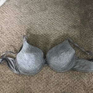 Gray or Grey lol 38C bra